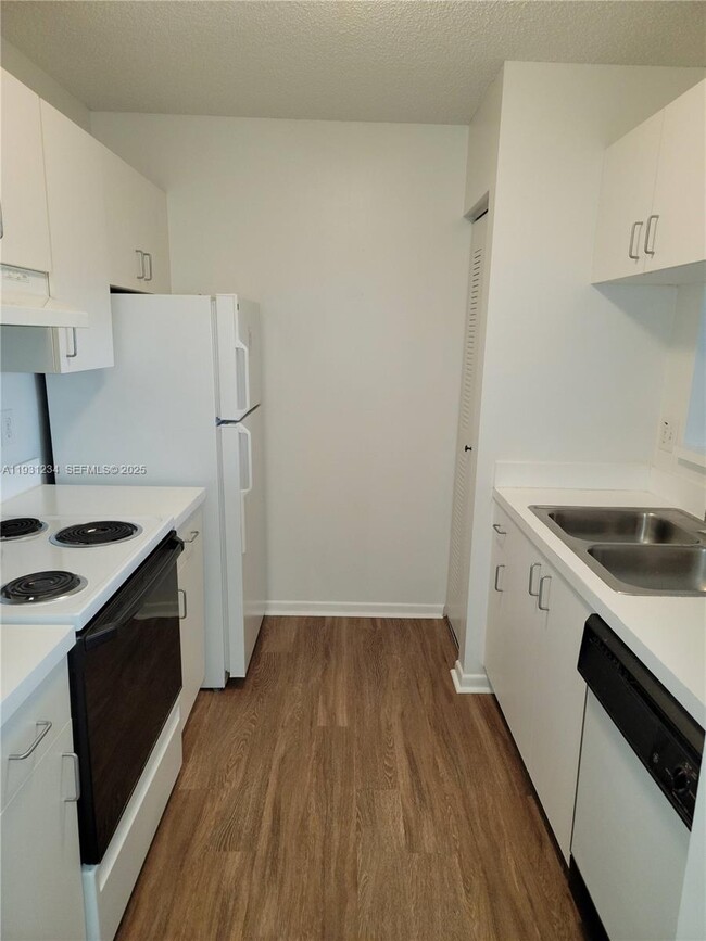 Building Photo - 1701 Village Blvd