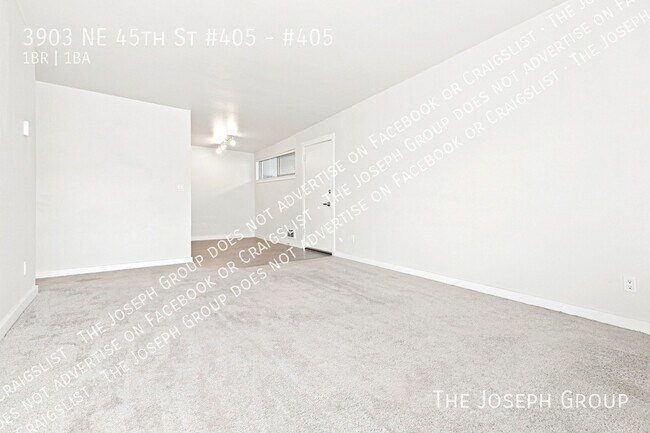 Foto del edificio - 3903 NE 45th St