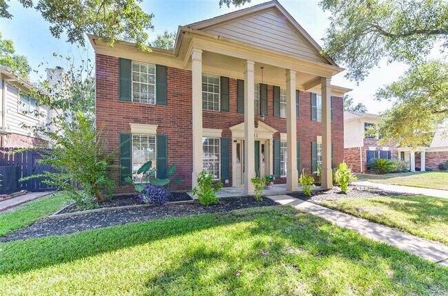 Foto del edificio - 1111 Cascade Creek Dr
