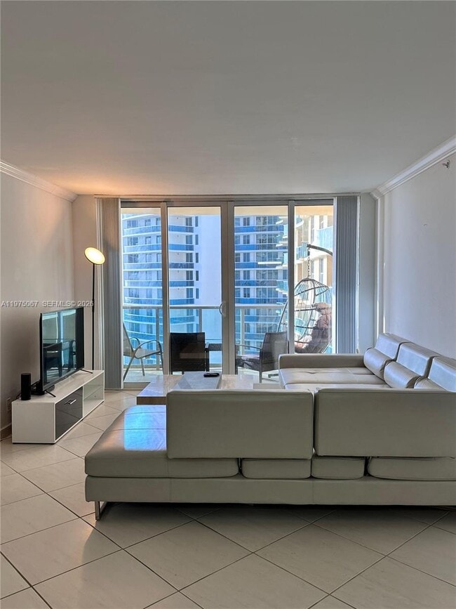 Foto del edificio - 2501 S Ocean Dr