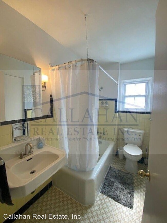 Building Photo - 2 br, 1 bath House - 137 Crestview Rd