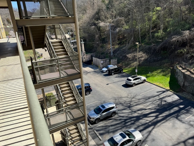 Foto del edificio - 3001 River Towne Way