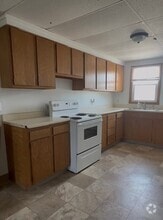 Building Photo - 918 Penna Ave