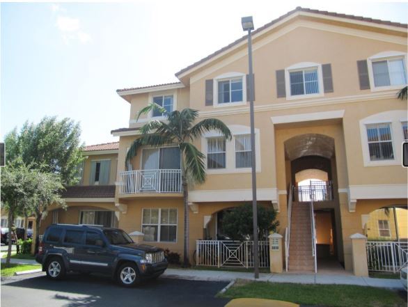 Foto del edificio - 8858 W Flagler St