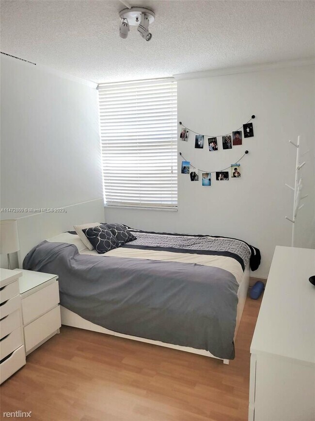 Foto del edificio - 3 br, 2 bath House - 20350 W Country Club ...