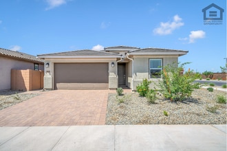 Building Photo - 9828 W Mulberry Dr
