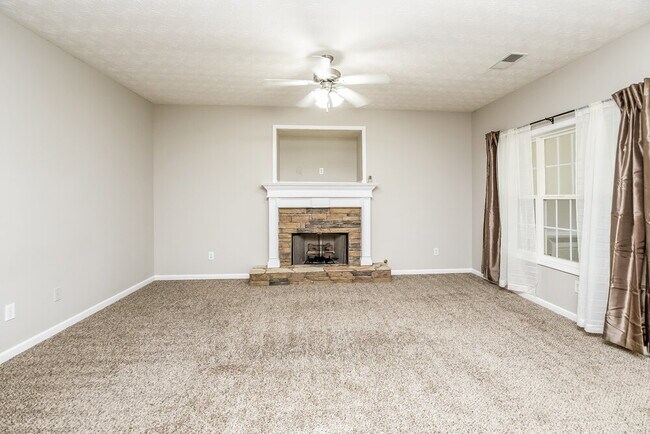 Building Photo - 2508 Santa Clara Ct SE