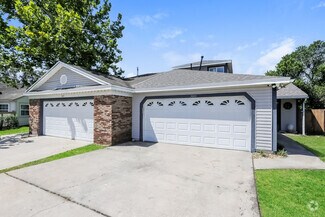 Building Photo - 1685 Torrington Cir