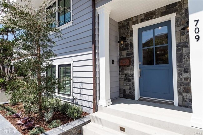 Building Photo - 4 br, 4 bath House - 709 2nd St