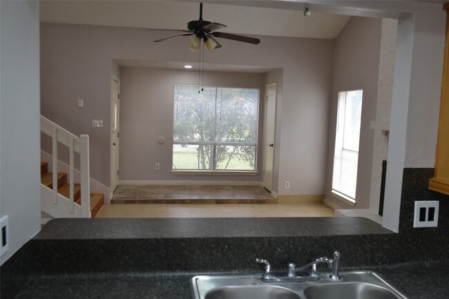 Building Photo - 12023 Woolford Dr