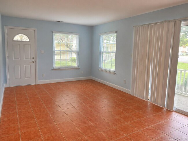 Foto del edificio - 161 Fairview Cir