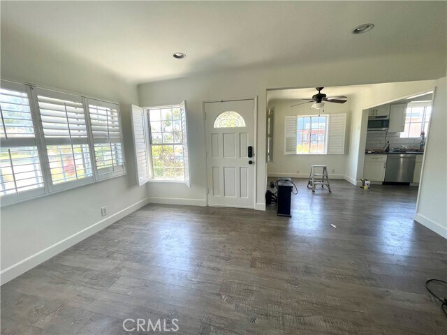 Foto del edificio - 17229 Atkinson Ave