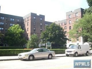 Primary Photo - 300 Hayward Ave