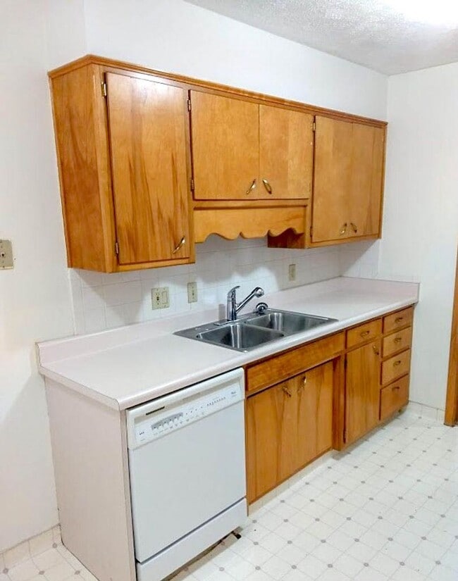 Building Photo - Neighbors Park Townhomes