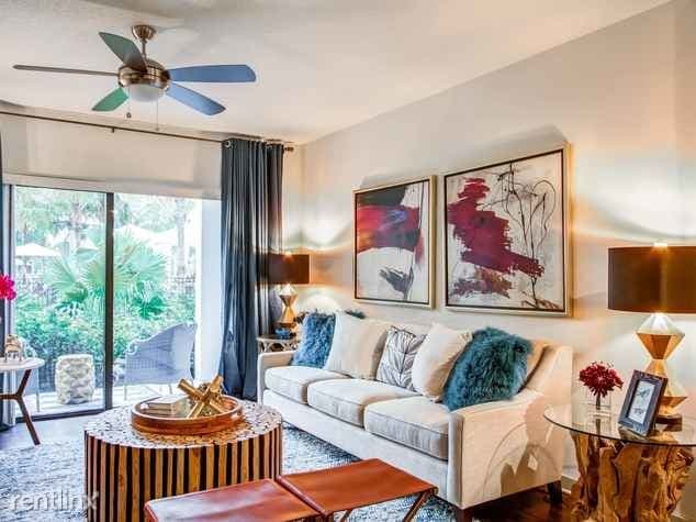 Building Photo - 2 br, 2 bath  - ZRS-POMP