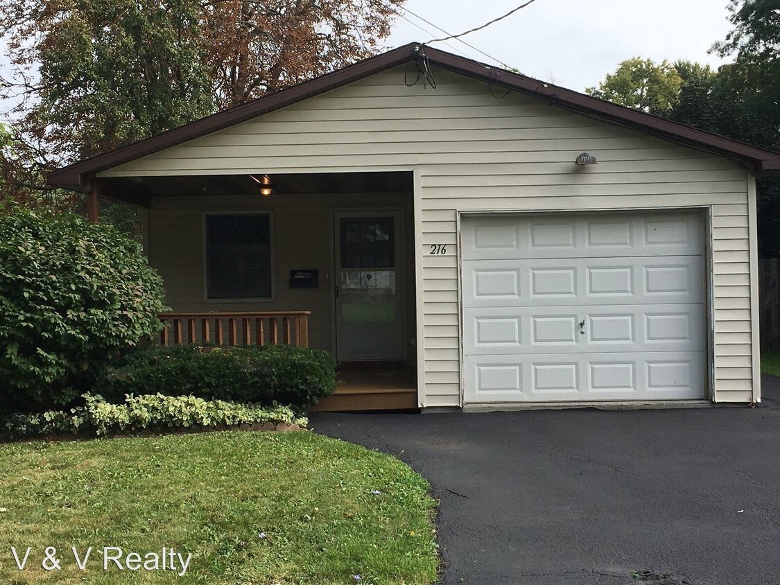 Foto principal - 2 br, 1 bath House - 216 Norwood Ave