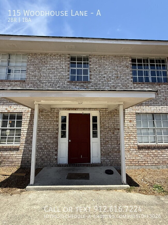 Building Photo - 115 Woodhouse Ln