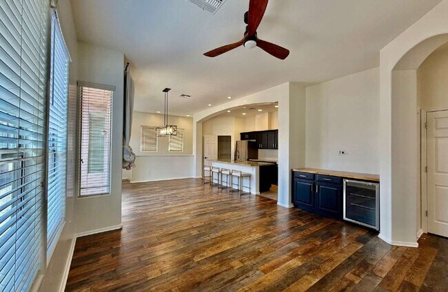 Foto del edificio - 42424 N Gavilan Peak Pkwy