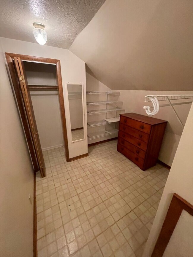 Photo - Mt. Washington 2bed/1bath!!! Apartment