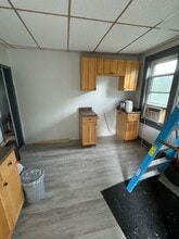 Building Photo - 159 N Main St