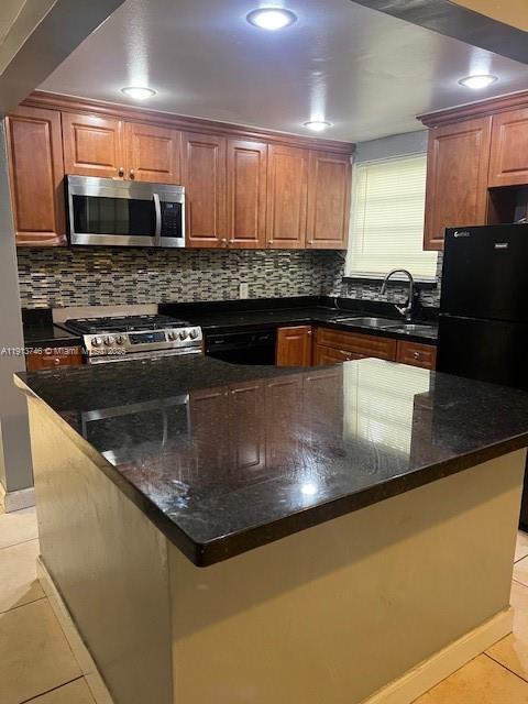 Foto principal - 2175 NE 170th St