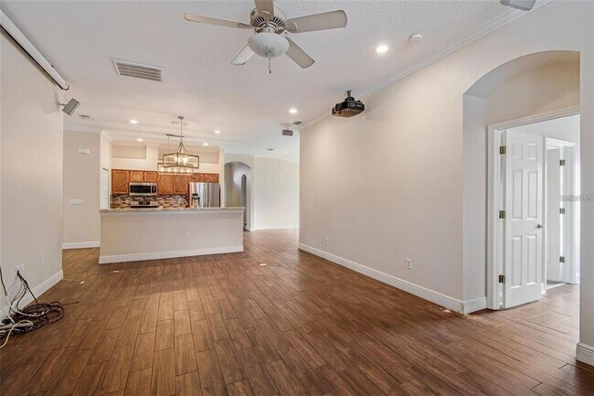 Building Photo - 4007 Harbor Lake Dr