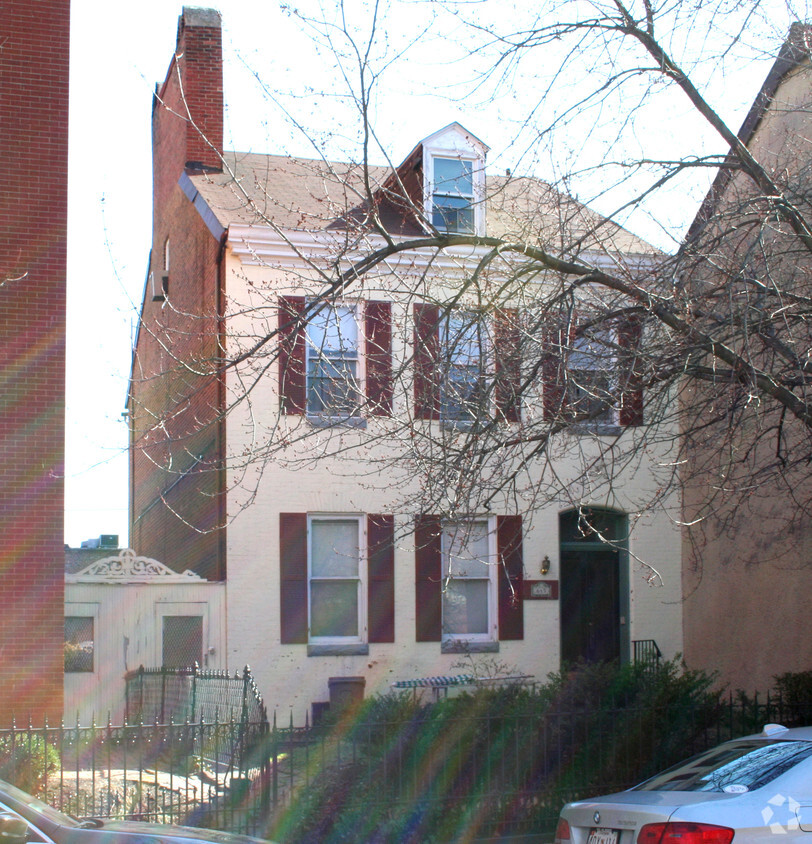 Building Photo - 645 Washington Blvd