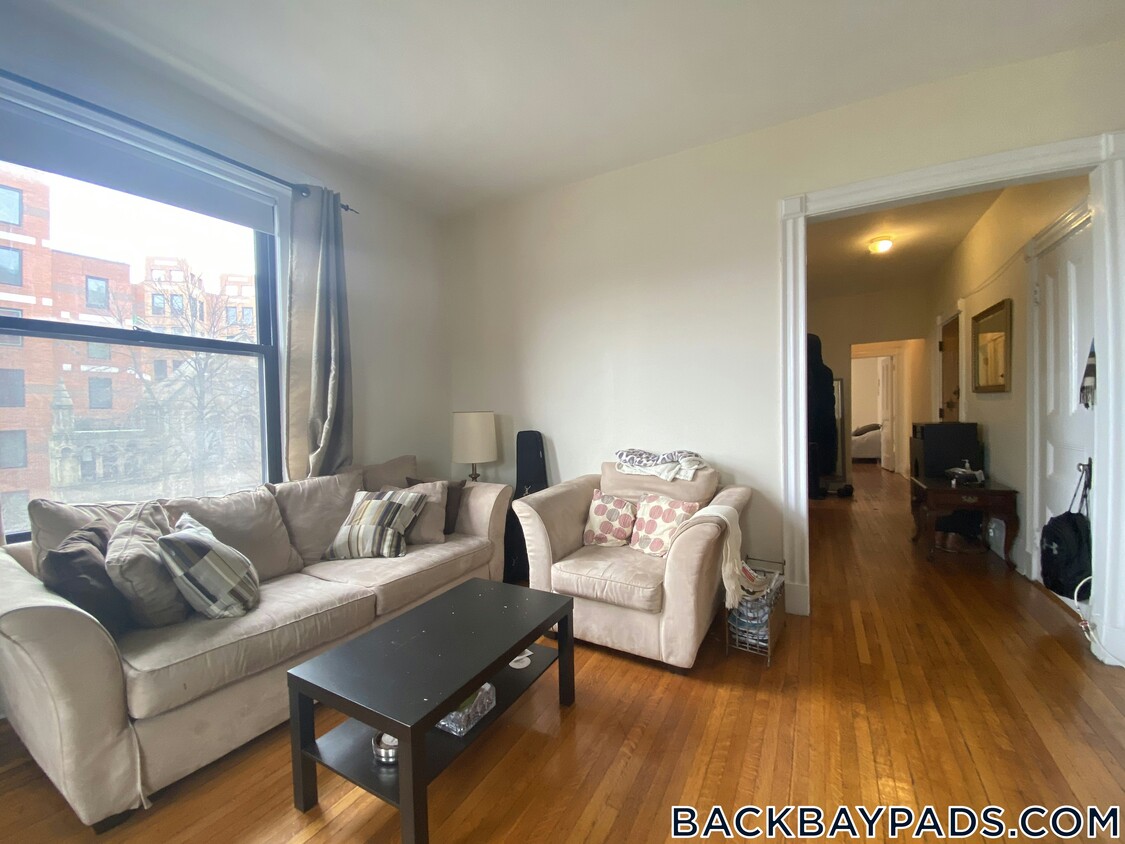 Foto principal - 504 Beacon St