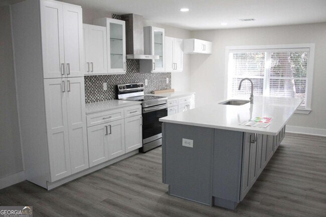 Foto del edificio - 970 Bates Rd