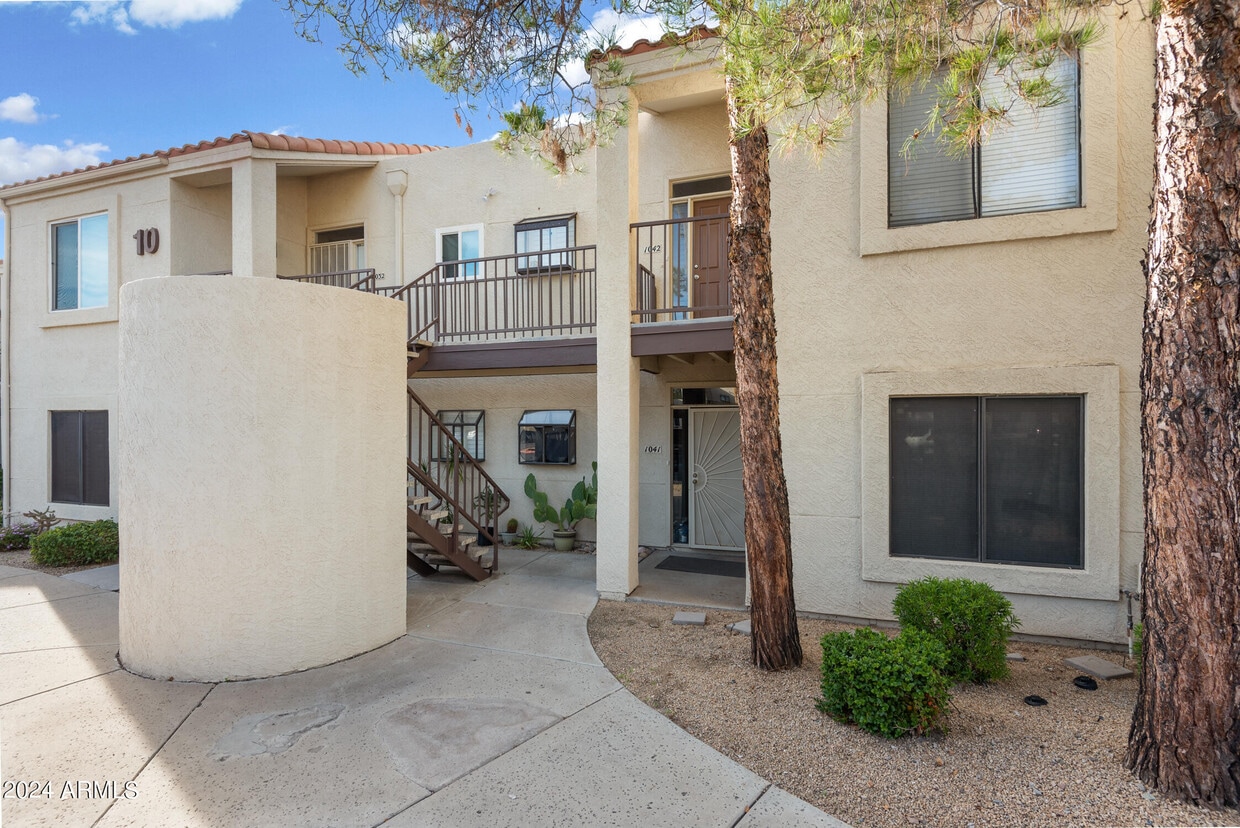 7101 W Beardsley Rd Unit 1042, Glendale, AZ 85308 Room for Rent in