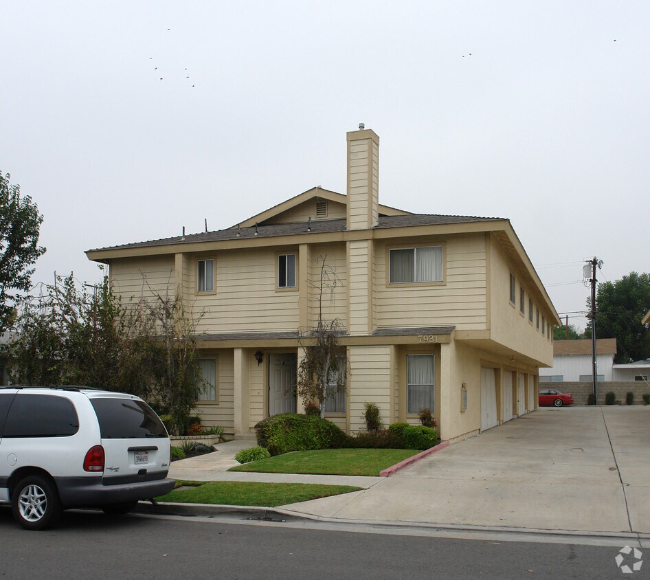 Primary Photo - 7931 13th St