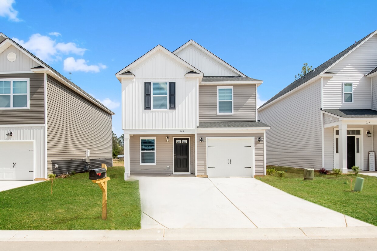 Foto principal - 925 Dawsons Park Wy