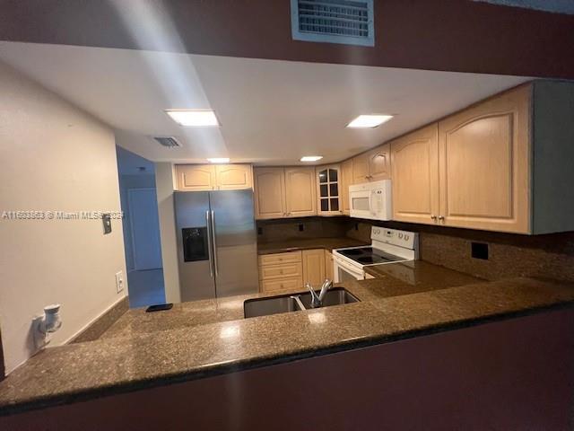 Building Photo - 4342 SW 70th Ter
