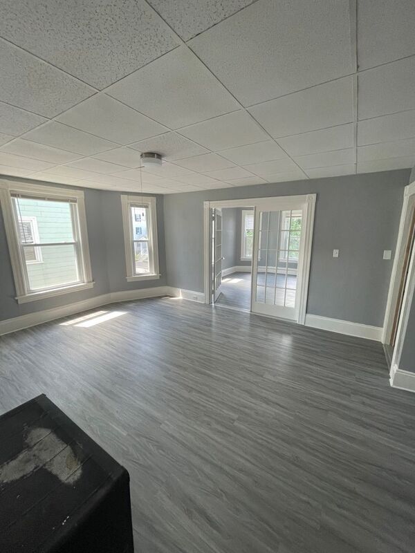 Foto principal - 601 Hevey St