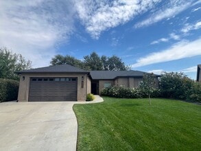 Building Photo - 3537 Cazadero Wy
