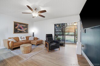 Building Photo - 9412 S Belfort Cir