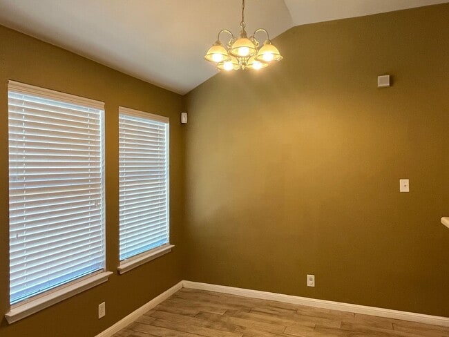 Building Photo - 7234 Autumn Acres
