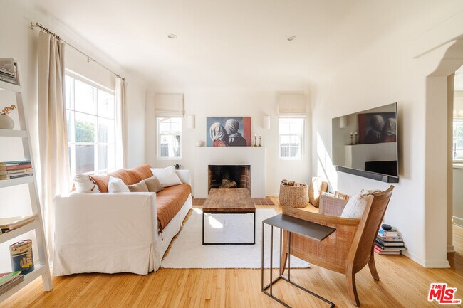 Foto del edificio - 1637 S Ridgeley Dr