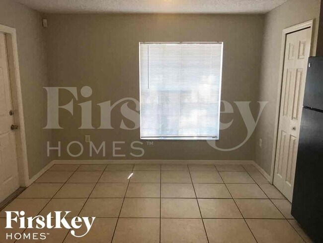 Foto del edificio - 7424 Little Pond Ct