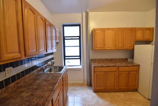 Foto del edificio - 640 E 2nd St