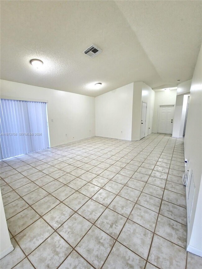 Building Photo - 16254 SW 100th Terrace