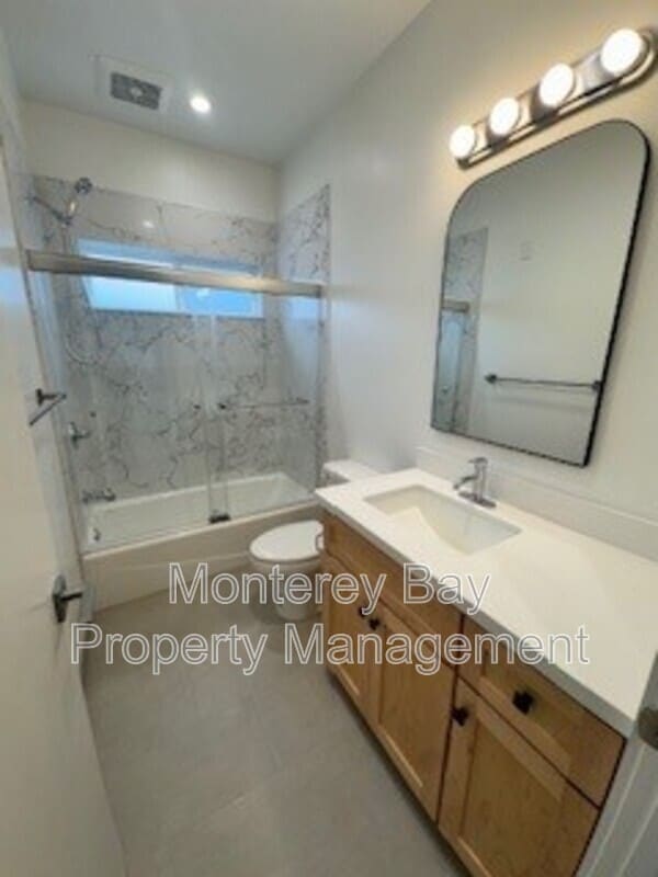 Foto del edificio - 3108 Seacrest Ave