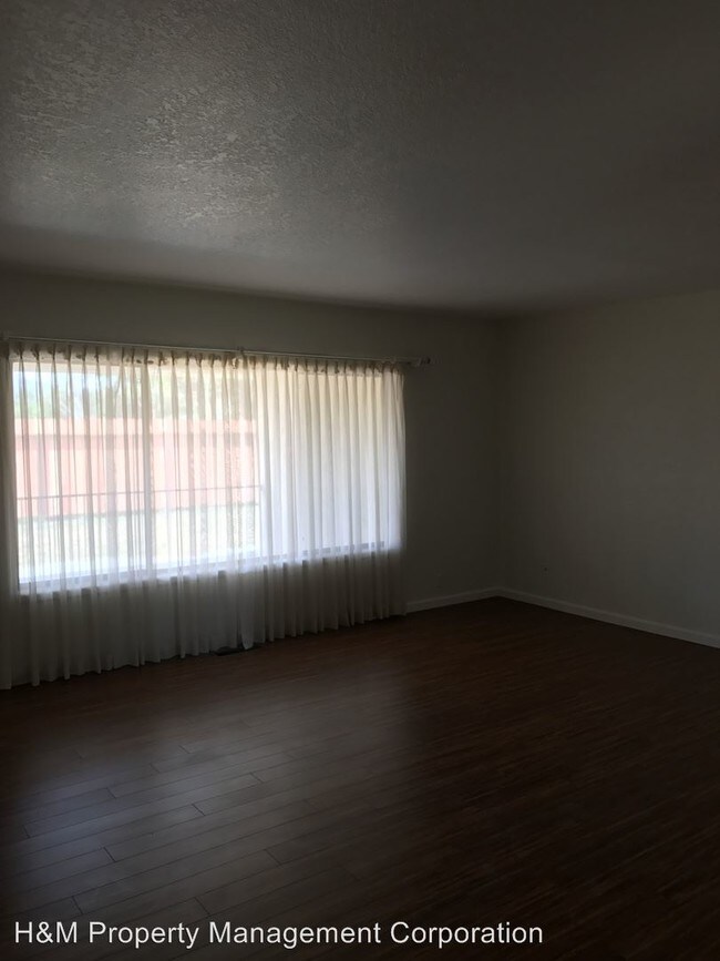 Building Photo - 3 br, 3.5 bath House - 420 DONALD DRIVE
