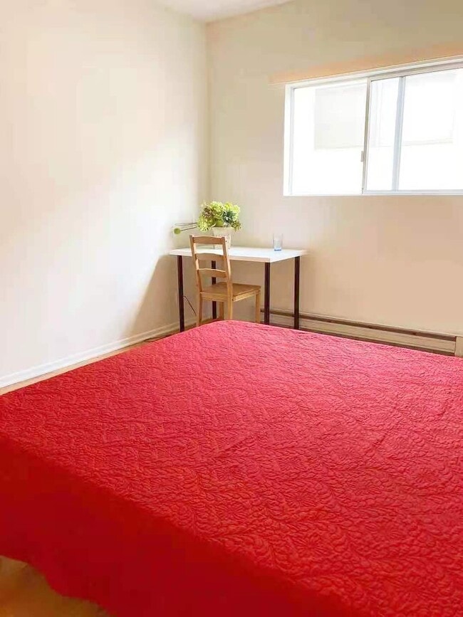 Photo - 1424 Amherst Ave Townhome