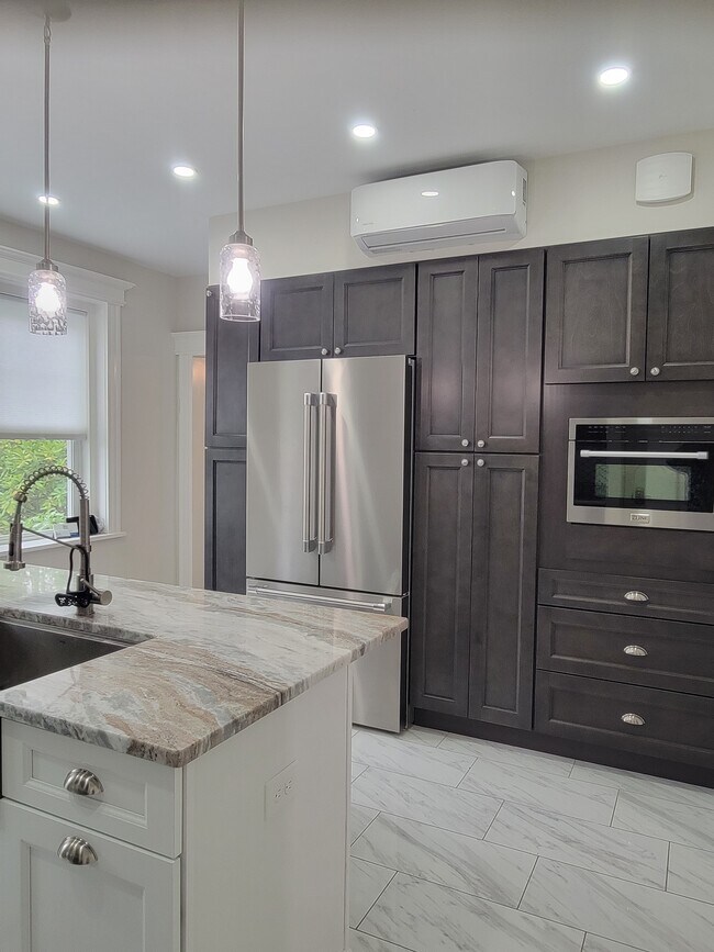 Thermador appliances - 32 Gilbert St