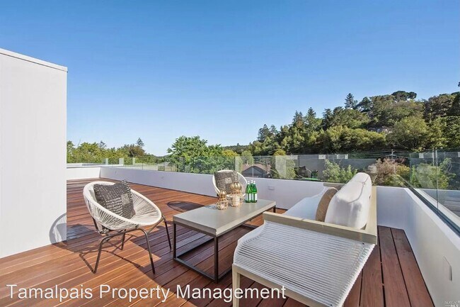 Foto del edificio - 2 br, 2 bath House - 28 Ida Street