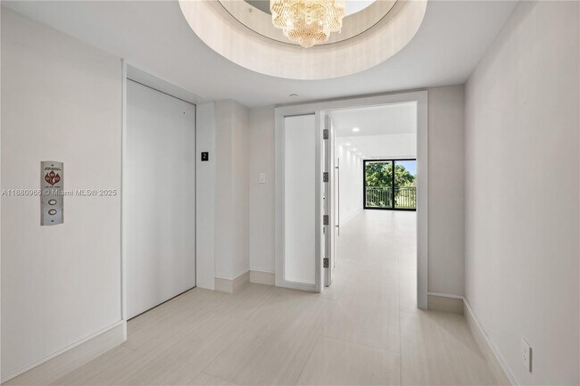 Building Photo - 700 Coral Way
