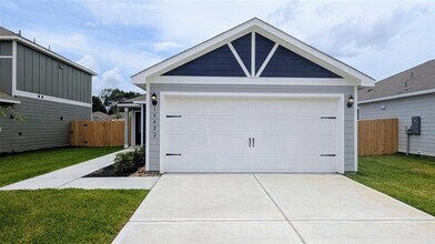 Building Photo - 10422 Red Cardinal Dr