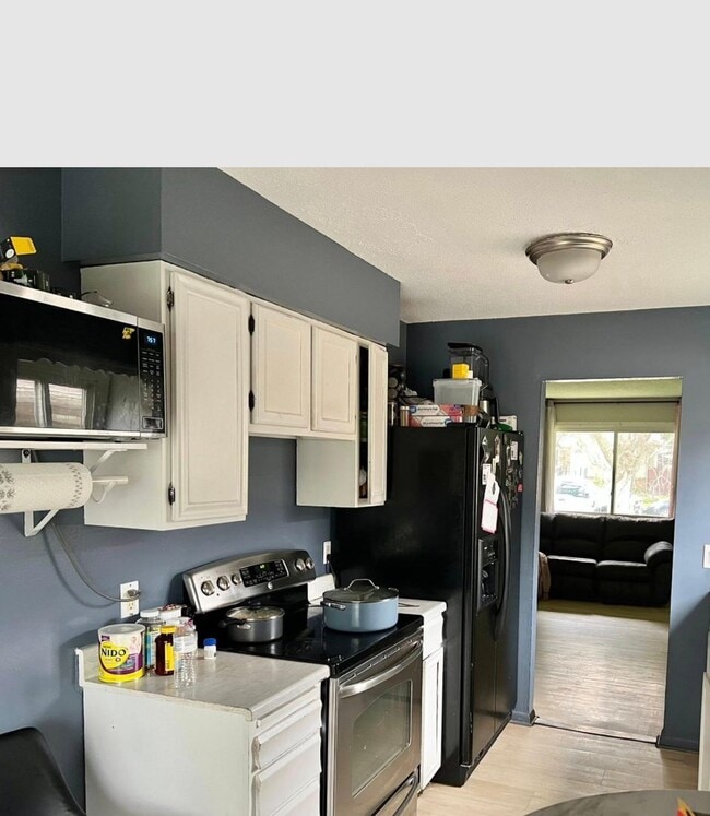 Building Photo - 1672 N Manton St