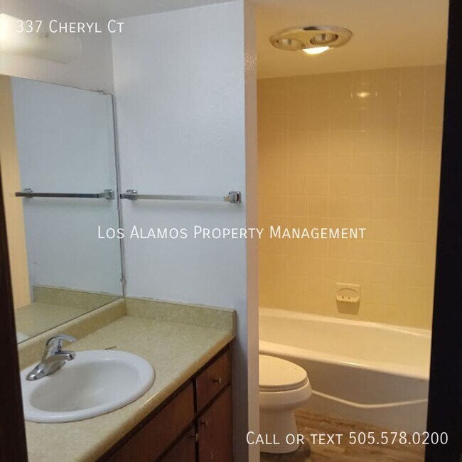 Foto del edificio - 337 Cheryl Ct